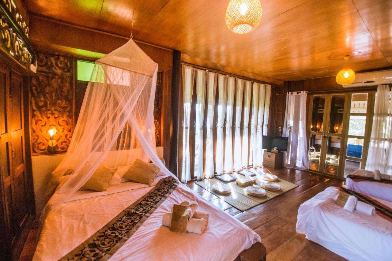 Ban Pong  The Antique Riverside Resort מראה חיצוני תמונה