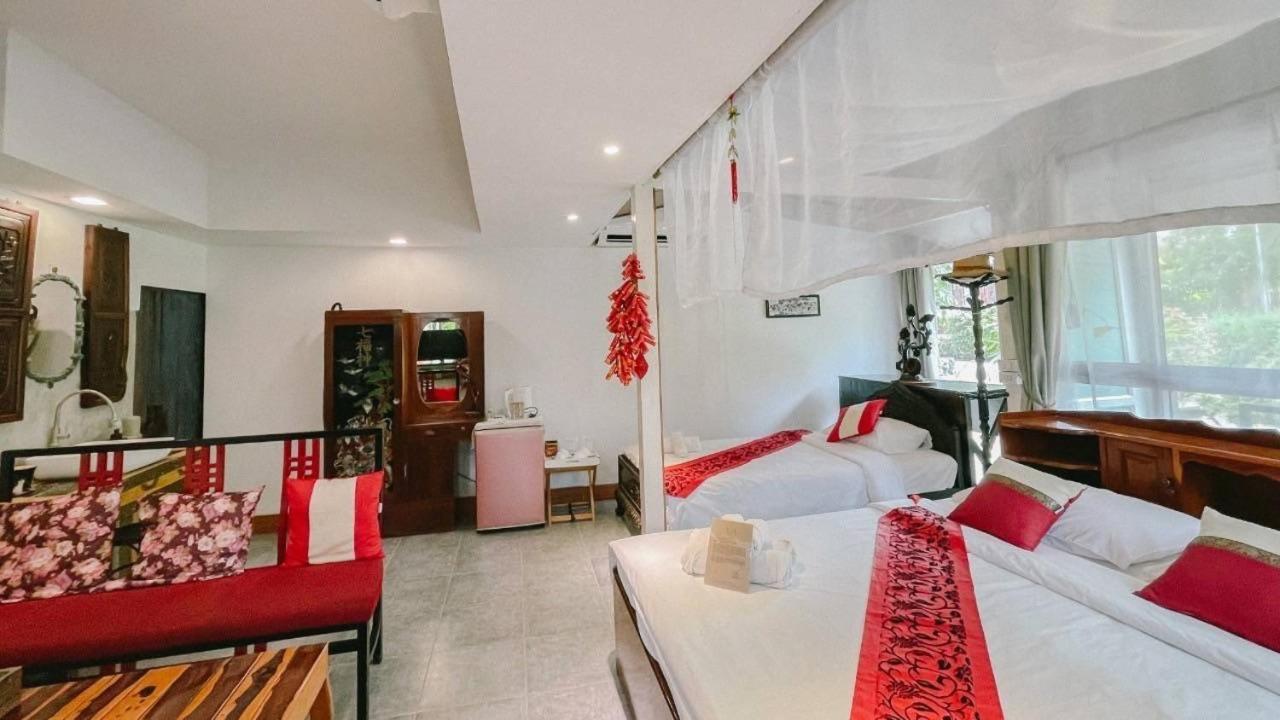Ban Pong  The Antique Riverside Resort מראה חיצוני תמונה